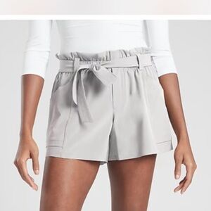 ATHLETA Size 8  Skyline High Rise Belted Shorts Women’s
